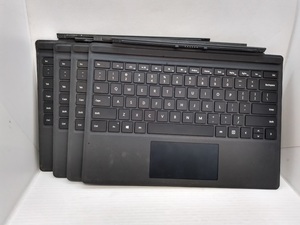 ●Surface Pro用 キーボード マイクロソフト純正 タイプカバー Model1725 　4個セット