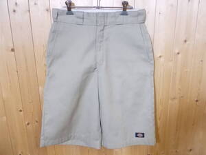 b670◆Dickies ルーズフィット ショートパンツ◆w30 ベージュ色 42283KH ディッキーズ ハーフパンツ 半ズボン 古着 USED ストリート 5J