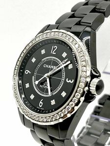 CHANEL J12 H3109 セラミック　サファイアガラス　ダイヤベゼル　8Pダイヤ　自動巻き　腕時計