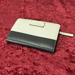 未使用 katespade ケイトスペード バイカラー レザー 折りたたみ財布