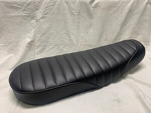 新品未使用 W650/W400用 トラッカーズ シート W650/W400用タックロール シート 黒 ブラック タンデムシート トラッカー ストリート ダート