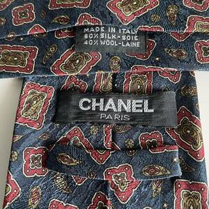 CHANEL(シャネル) 紺赤四角涙ネクタイ