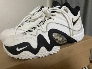 2010 NIKE ZOOM UPTEMPO V PREMIUM US8 新品 366570-100