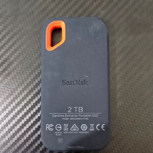 SanDisk 2TB Extremeポータブル外付けSSD 使用時間107時間