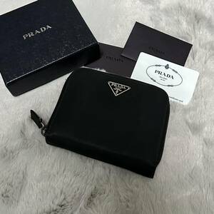 PRADA プラダ 三角プレート 折り財布　ラウンドファスナー　ナイロン　ブラック 