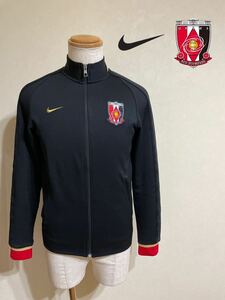 【美品】 NIKE URAWA REDS ナイキ 浦和レッズ ジャージ トラックトップ ジャケット Jリーグ サッカー サイズS 165/84A 長袖 黒 802565