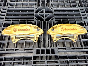 ◆インプレッサ◆WRX◆GDB◆STIバージョン◆純正brembo◆ブレンボ◆フロントブレーキキャリパー左右◆