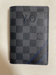 ルイヴィトン LOUIS VUITTON ダミエグラフィット パスポートカバー クーヴェルテュール・パスポール 