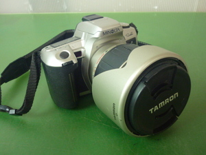 中古動作品だがジャンクで　■ MINOLTA　フィルムカメラ　α Sweet　レンズ：TAMRON AF 28-200mm 1:3.8-5.6 φ72