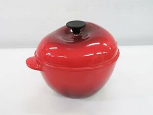 LE CREUSET　ル・クルーゼ　鋳物ホーロー鍋　18㎝　赤色　自宅保管　実用なし　ほぼ未使用　