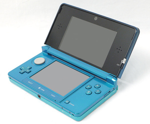 【中古】任天堂 ニンテンドー3DS アクアブルー CTR-S-BAAA [管理:40311326]