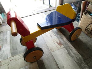 木製　三輪車　乗り物玩具　H33ｃｍ　Ｗ47㎝　現状品(01GTR