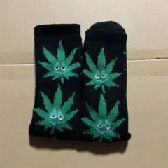 HUF 靴下