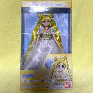 【セーラームーン】スタイルドール　プリンセスセレニティ（限定品）着せ替え　植毛　人形（エターナル）