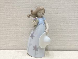 M5566【綺麗品】LLADRO リヤドロ リトルバイオレット フィギュリン 花と少女 陶器人形 置物 インテリア