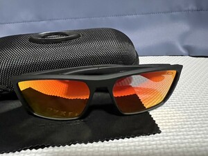 オークリー　OAKLEY　B　サングラス　ブラック　レッド　未使用