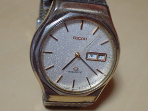 RICOH　RIQUARTZ　腕時計　ゴールド　JAPAN　ジャンク品