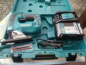 ★ 未使用 マキタ 充電式ジグソー 18V ケース入り 充電式 JV182D makita ★