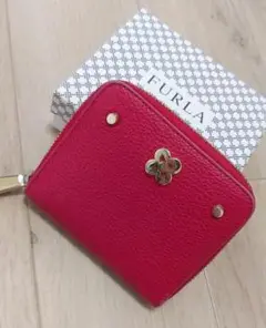 FURLA ミニ財布　箱付き