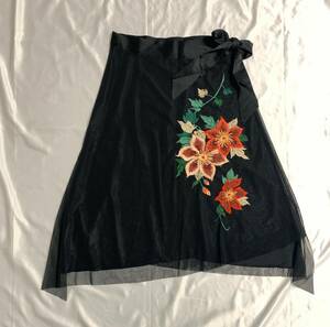 vivienne tam ヴィヴィアンタム　花柄　刺繍　スカート　skirt メッシュ　ネット　黒　black