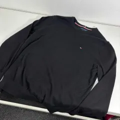 【雷市場（ポンジャン）商品韓国直送】 S 90 ー 95 Tommy Hilfiger(トミーヒルフィガー) 木炭 ピマコットン 薄いニットスリーブ