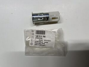 Volkswagen(フォルクスワーゲン) プラグボックス 純正品 新品 1J0919309