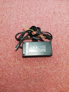 FSP GROUP lNC AC ADAPTER FSP180-ABA 19V~9.48A 4ピン