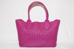 ボッテガヴェネタ　ＢＯＴＴＥＧＡ　ＶＥＮＥＴＡ　イントレチャート　トートバッグ　ポーチ付き　（ローズピンク）　【中古】【当日発送】