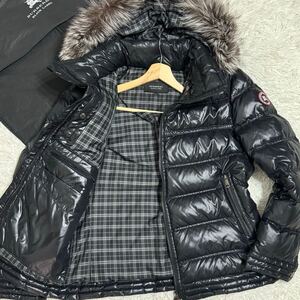 極美品!!LLサイズ!!BURBERRY BLACK LABEL バーバリーブラックレーベル ダウンジャケット ロゴワッペン シルバーフォックスファー 黒 XL