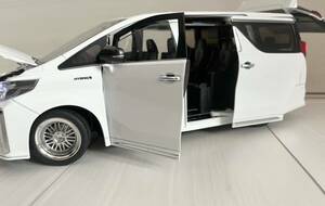 《新品》1:18 トヨタ ALPHARD パワースライドドア