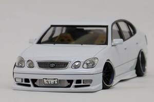 1/24 アオシマ JZS161 アリスト　ホワイトパール　WORK CVX　完成品