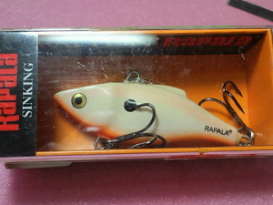 26 RAPALA ラパラ　バイブレーション　RNR-5　Bone Orange Belly