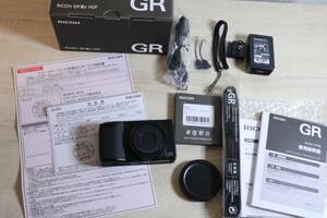 RICOH GRⅢx HDF 元箱 付属品保証付き 2024年4月購入美品　GR3x HDFリコー