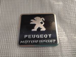 【ゆうパケット送料込】PEUGEOT（プジョー）エンブレムプレート ブラック　縦5.5cm×横6㎝