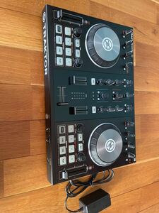 TRAKTOR S2 DJコントローラー