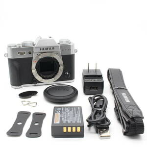 ★美品★FUJIFILM X-T30 ボディ シルバー ショット数4433★5118