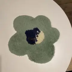 MR-029 "FLOWER CHAIR RUG" GREEN