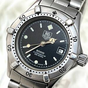 1円《 極美品 》 TAG HEUER タグホイヤー 腕時計 プロフェッショナル デイト 2000シリーズ QZ クオーツ 黒文字盤 シルバー 稼動品 防水 