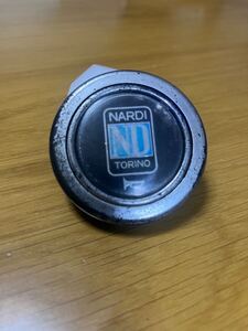 ナルディ ホーンボタン ラッパマーク付 NARDI 当時物　中古品　ジャンク品