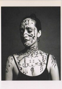 絵はがき / ポストカード（日本製）　ルーバン・アファナダー（1991年）　- Fashion Designer Isabel Toledo -　ファッション写真