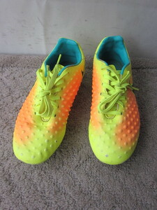 ★NIKE 　 MAGISTA 　 844424-708　 サッカーシューズ　　黄　オレンジ　　２１.0cm 　　 美品