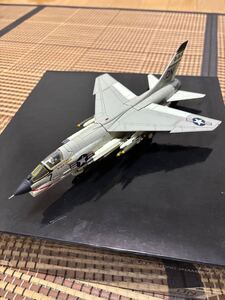 CENTURY WINGS(センチュリーウイングス) F-8E クルセイダー アメリカ海兵隊 VMF-333 ファイティング・シャムロックス　ダナン基地　1967年