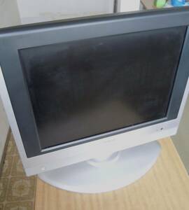 ●日立液晶カラーテレビ　15インチ　2006年　＜付属品なし＞