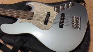 Fender Made in Japan Modern Jazz Bass Rosewood Fingerboard Ice Blue Metallic MIJ アクティブ ジャズベース