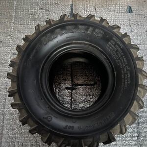 ATV　バギー　などに　タイヤ　MAXXIS　AT18×9.5-8　30F　75R-0003467　2005年製　パンク修理あり　No.15048