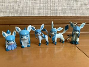 ポケモン 指人形 ソフビ グレイシア 劇場版ポケモンBW フィギュアキーホルダー フィギュア モンスターコレクション モンコレ ブイズ 5種