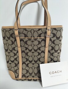 コーチ　COACH ショルダーバッグ　トートバッグ シグネチャー　超美品　肩がけ　プレゼントに　クリスマス