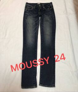 美品！マウジー MOUSSY ストレッチスキニーデニム ジーンズ ステッチ パンツ 24股下長め