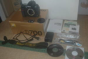 B470　NIKON　ニコン　D700　１２１０万画素　フルサイズ　FX　フォーマット　動作確認済み　ジャンク扱いにて