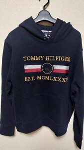 TOMMY HILFIGER トミー・ヒルフィガー ネイビー パーカー　サイズM